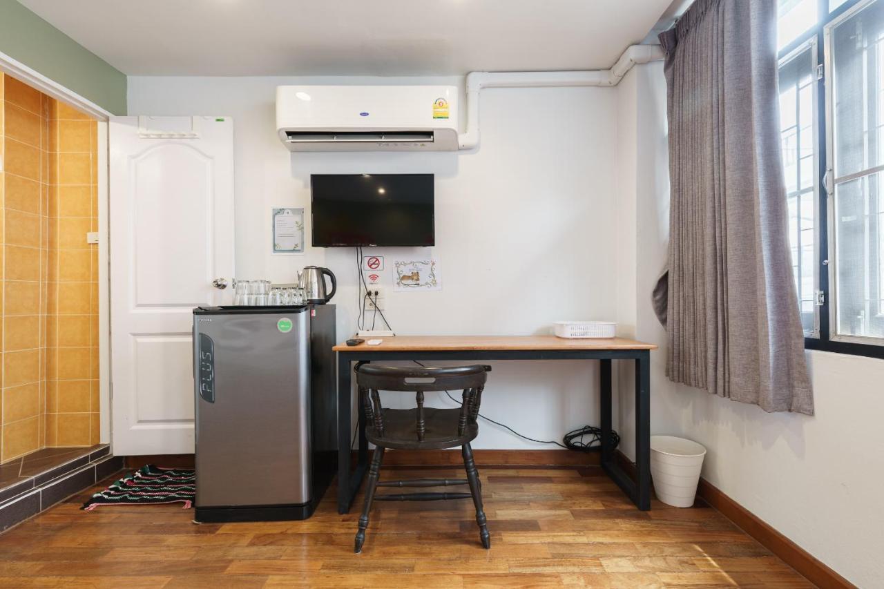 99 Hostel Khaosan 曼谷 外观 照片