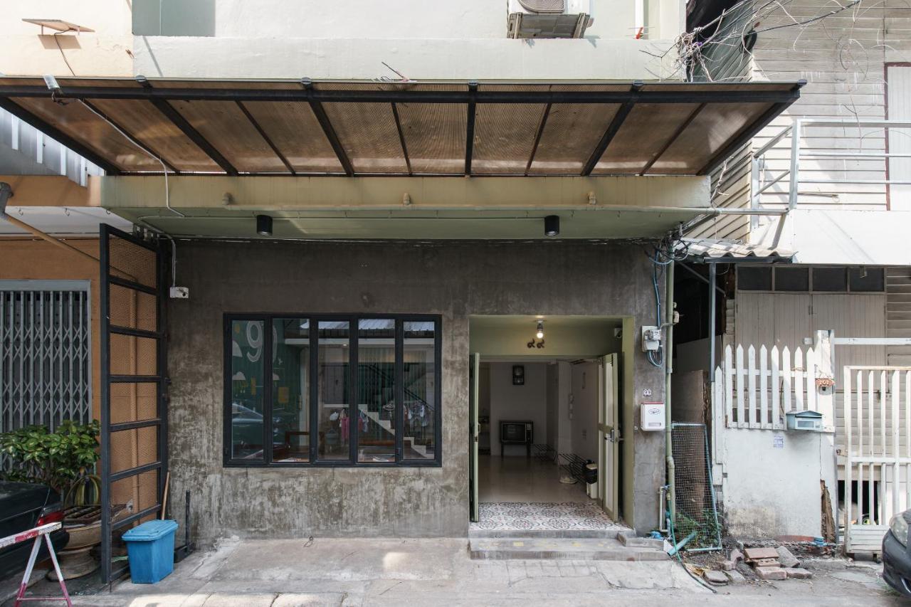 99 Hostel Khaosan 曼谷 外观 照片
